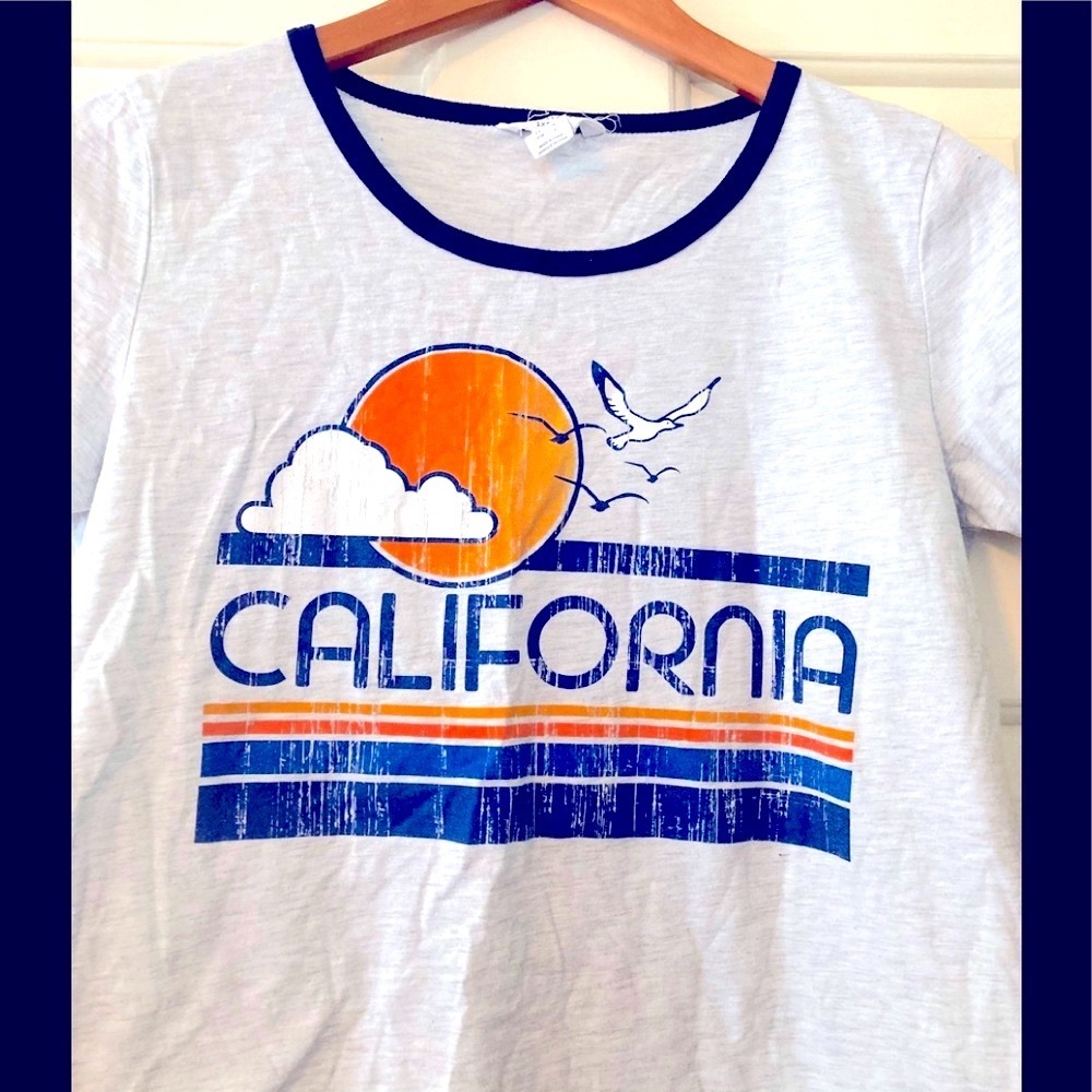 California women’s t shirt 👚